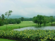 Sir James Country Club