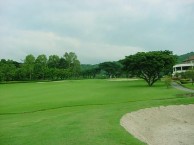 Sir James Country Club