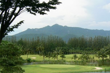 Sir James Country Club