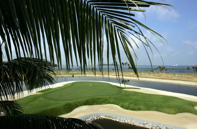 Singapore - Bintan Golf Package