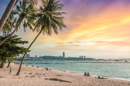 pattaya-beach-2020